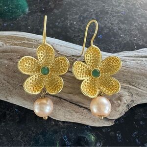 Gold Tone Flower Earrings – Dangling Pearl, Elegant & Classic